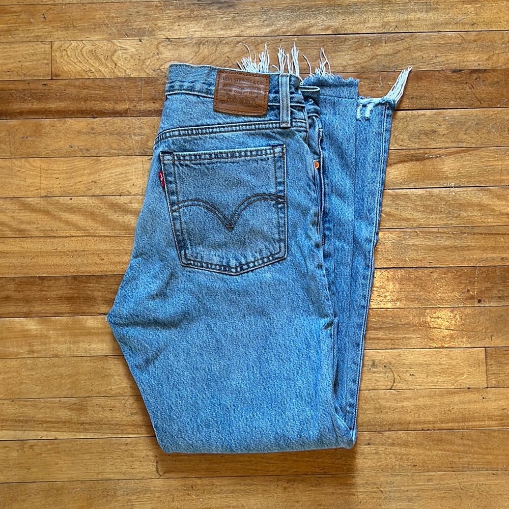 Levi’s Wedgie Jeans - Size 27